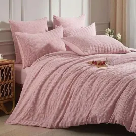 komplet-poscieli-3-czesciowy-240x260cm-poszewki-na-poduszki-65x65cm-rozowy