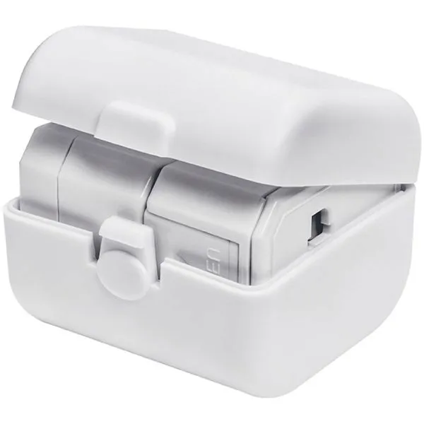 adapter-podrozny-plastikowy-peru-marka-bez-marki