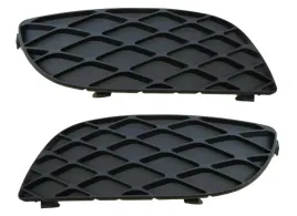 toyota-yaris-i-lift-2002-2005-kratki-atrapy-zaslepki-halogenu-zderzaka