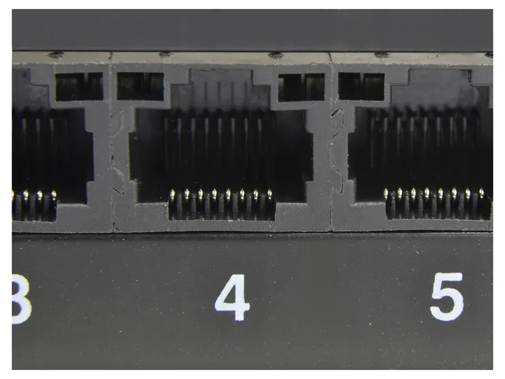 neku-patch-panel-patchpanel-rack-19-5e-24p-utp-glebokosc-produktu-11-cm