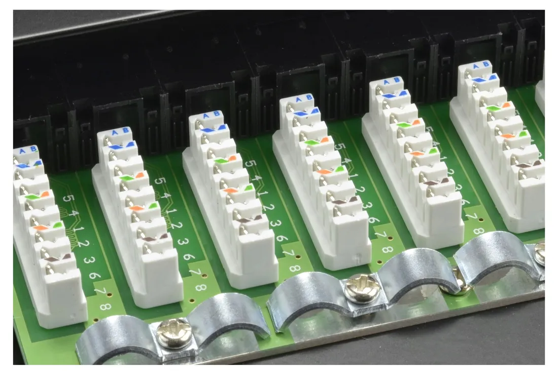 neku-patch-panel-patchpanel-rack-19-5e-24p-utp