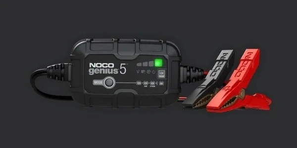 ladowarka-noco-genius-5-inteligentna-6v-12v-5a-model-genius5-numer-katalogowy-producenta-genius5