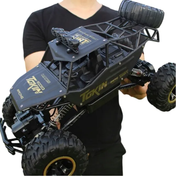 Duży samochód zdalnie sterowany auto RC metal terenowy napęd 4x4 1:12