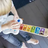 gitara-dla-dzieci-hape-e12396-wiek-dziecka-12-m
