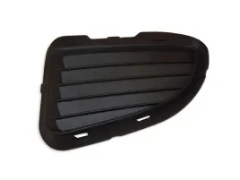 fiat-grande-punto-kratka-zaslepka-halogen-zderzaka