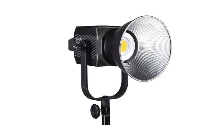 lampa-studyjna-nanlite-forza-200