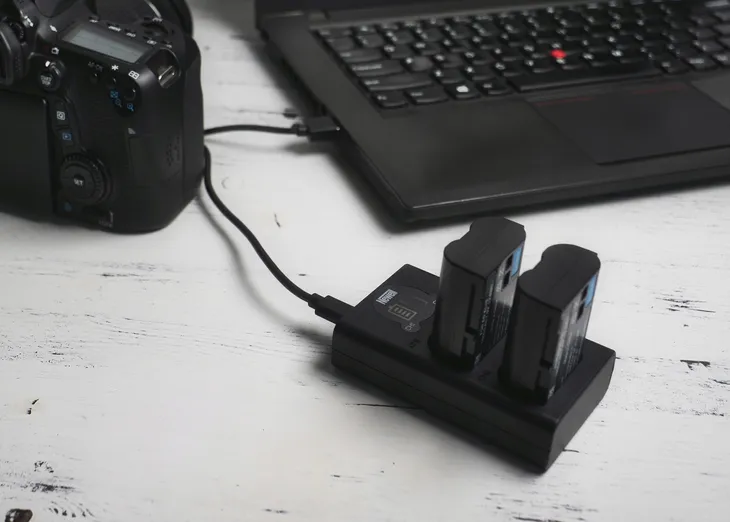 ladowarka-newell-dl-usb-c-do-gopro-kod-producenta-nl2115