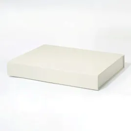 pudelko-magnetyczne-kosc-sloniowa-a4-330x255x45mm-zew-prezentowe-ozdobne