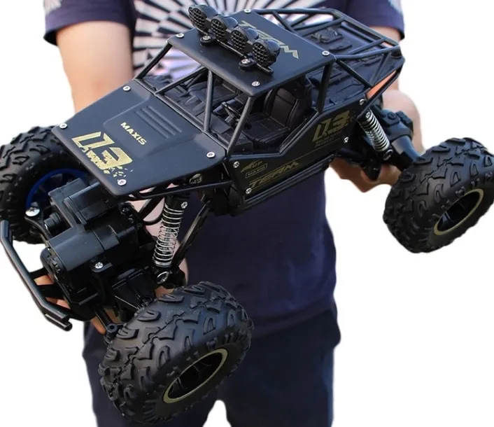 DUŻY SAMOCHÓD ZDALNIE STEROWANY AUTO RC METAL TERENOWY NAPĘD 4X4 1:16 PILOT