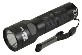 latarka-klasyczna-stanley-120-lm-led