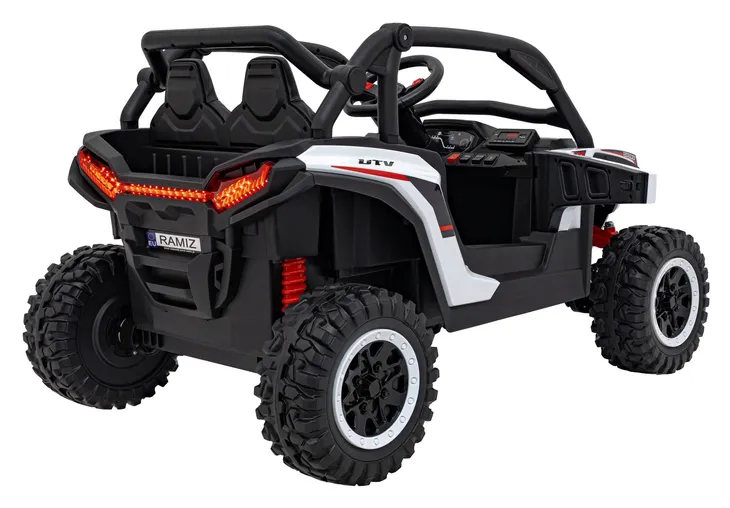 pojazd-buggy-4x4-kck-bialy