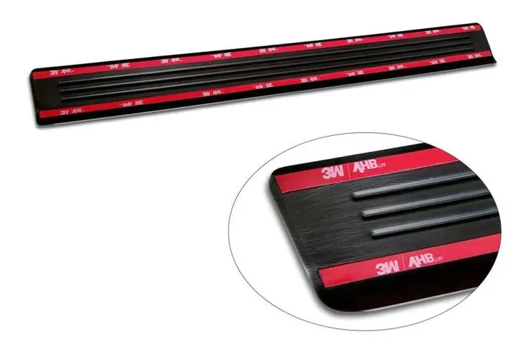 nakladki-progowe-do-ford-mustang-mach-e-producent-avisa-stan-nowy-numer-katalogowy-producenta-2-26023