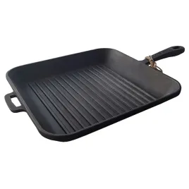 maysternya-zeliwna-kwadratowa-patelnia-grillowa-28x28cm