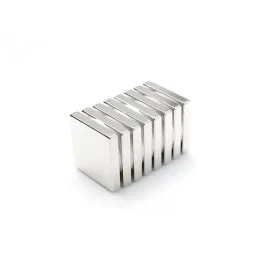 magnes-neodymowy-plytkowy-mpl-30x30x5-n38-komplet-5-sztuk