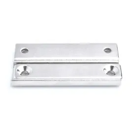 uchwyt-magnetyczny-plytkowy-z-otworem-pod-wkret-ump-50x135x5-n-5-sztuk