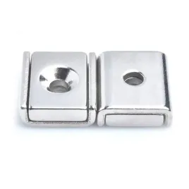 uchwyt-magnetyczny-plytkowy-z-otworem-pod-wkret-ump-15x135x5-n-10-sztuk