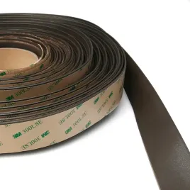 neodymowa-tasma-magnetyczna-30x15-mm-z-klejem-marki-3m-300lse-1-metr