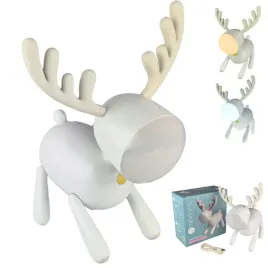 lampka-nocna-led-z-delikatnym-swiatlem-jelonek-prezent-dla-niemowlaka-inter