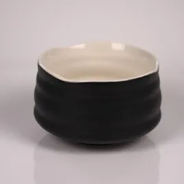 chawan-kuro-sumi-matowa-czarna-czarka-do-matchy