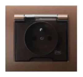 brazowe-gniazdo-hermetyczne-ip44-z-uziemieniem-gph-1wz-52-d-kier-ospel