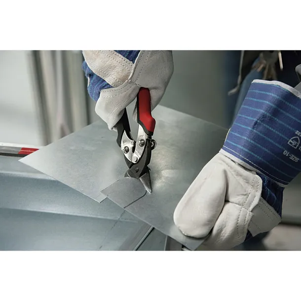 bessey-handsnips-small-and-manoeuvrable-d15a
