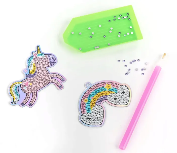 diamentowe-bransoletki-unicorn-kidea-szerokosc-produktu-17-cm