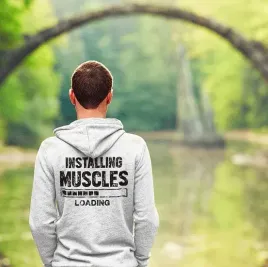 bluza-z-kapturem-na-silownie-installing-muscles