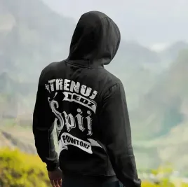 bluza-z-kapturem-na-silownie-trenuj