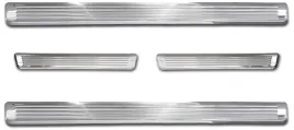 bmw-x7-g07-2018-nakladki-listwy-progowe-progi