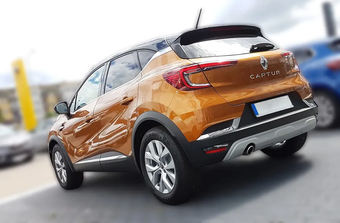 renault-captur-ii-2019-nakladki-progowe-progi-stan-nowy