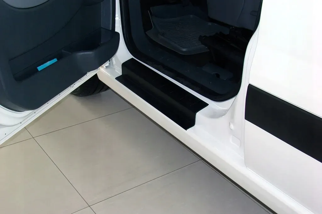 citroen-jumpy-2007-2016-nakladki-listwy-progowe