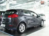 kia-ceed-2012-2017-hatchback-listwy-boczne-drzwi-numer-katalogowy-czesci-f-42