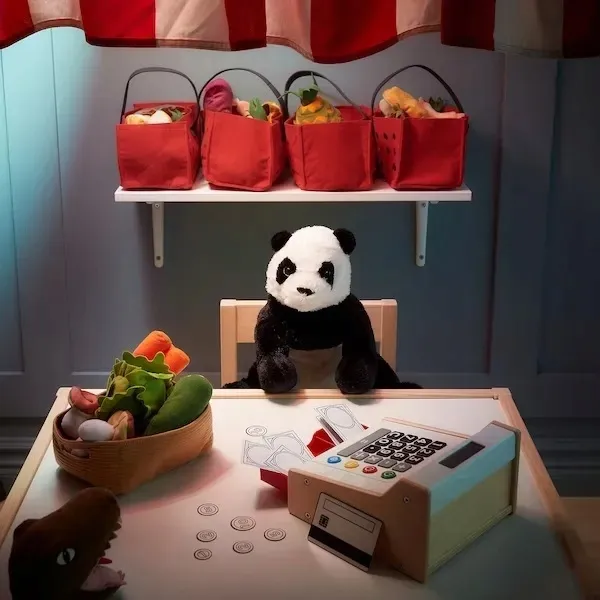 ikea-kramig-pluszak-panda-bialy-czarny-plec-chlopcy-dziewczynki