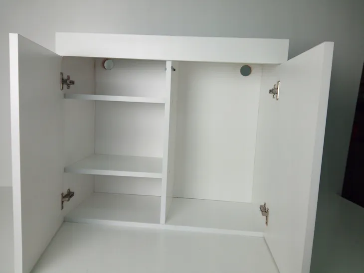 szafka-pod-akwarium-80x40cm-wyjscie-na-przewody-weze-wodne-prad-o2-co2-kontrolery