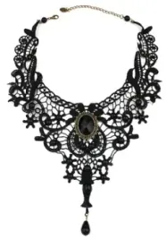 naszyjnik-gotycki-koronkowy-czarny-choker-kamien