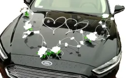 dekoracja-samochodu-ozdoby-na-auto-do-slubu-platki
