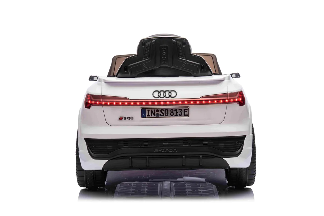 pojazd-audi-sq8-bialy