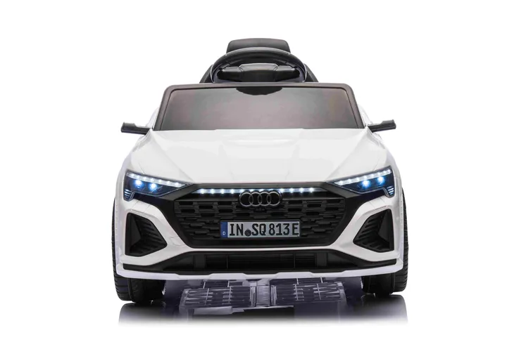pojazd-audi-sq8-bialy
