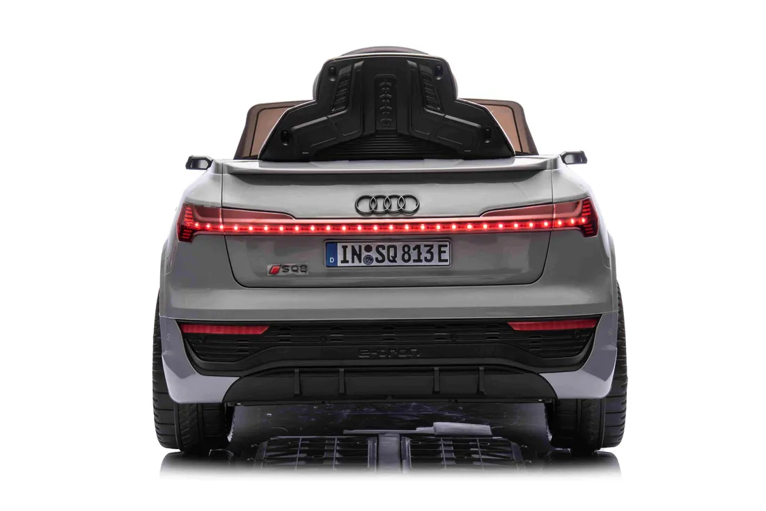 pojazd-audi-sq8-szary