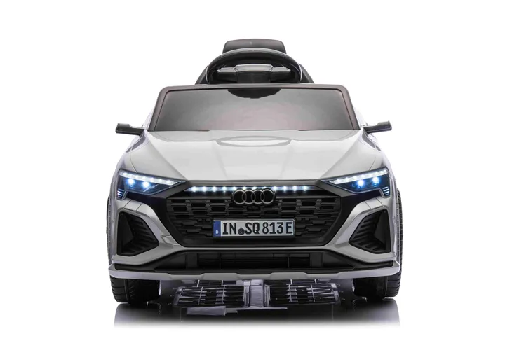 pojazd-audi-sq8-szary