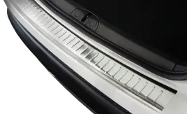 nakladka-na-zderzak-fiat-500x-crossover-listwa