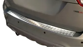 nakladka-na-zderzak-ford-kuga-i-listwa