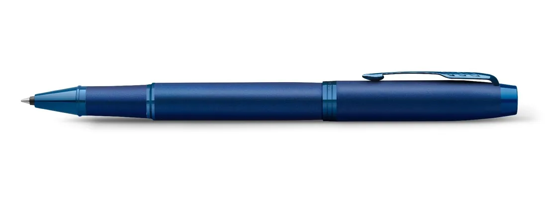 roller-parker-im-professionals-monochrome-blue