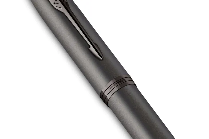 roller-parker-im-professionals-monochrome-bronze-kolor-tuszu-czarny