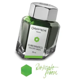 atrament-caran-d-ache-chromatics-delicate-green