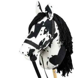 skippi-hobby-horse-kon-na-kiju-karo-srokaty-a3-kantar-i-wodze