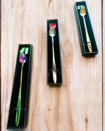 personalizowana-rozana-lyzeczka-z-opcja-grawerowania-na-prezent-3-wariant