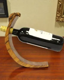 tortu-balance-recznie-rzezbiony-balansujacy-uchwyt-na-wino-w-ksztalcie-zo
