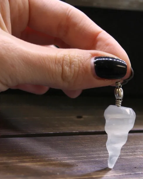selenite-spiral-pendant-marka-ms