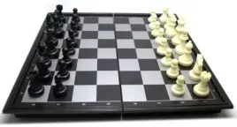 warcaby-magnetyczne-szachy-turystyczne-24-x-24-cm